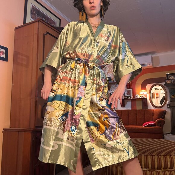 1980s 100% silk geisha girl cherry blossom printed belted kimono robe - by Orien - Picture 6 of 13